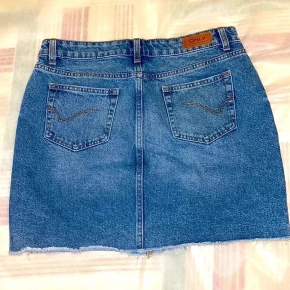 ONLY BLUE DENIMO VINTAGE 1995 FANCY RIPPED DENIM MINI SKIRT PERFECT CONDITION - Picture 7 of 9